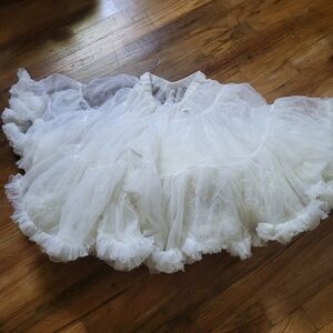 Elegant White Tulle Skirt